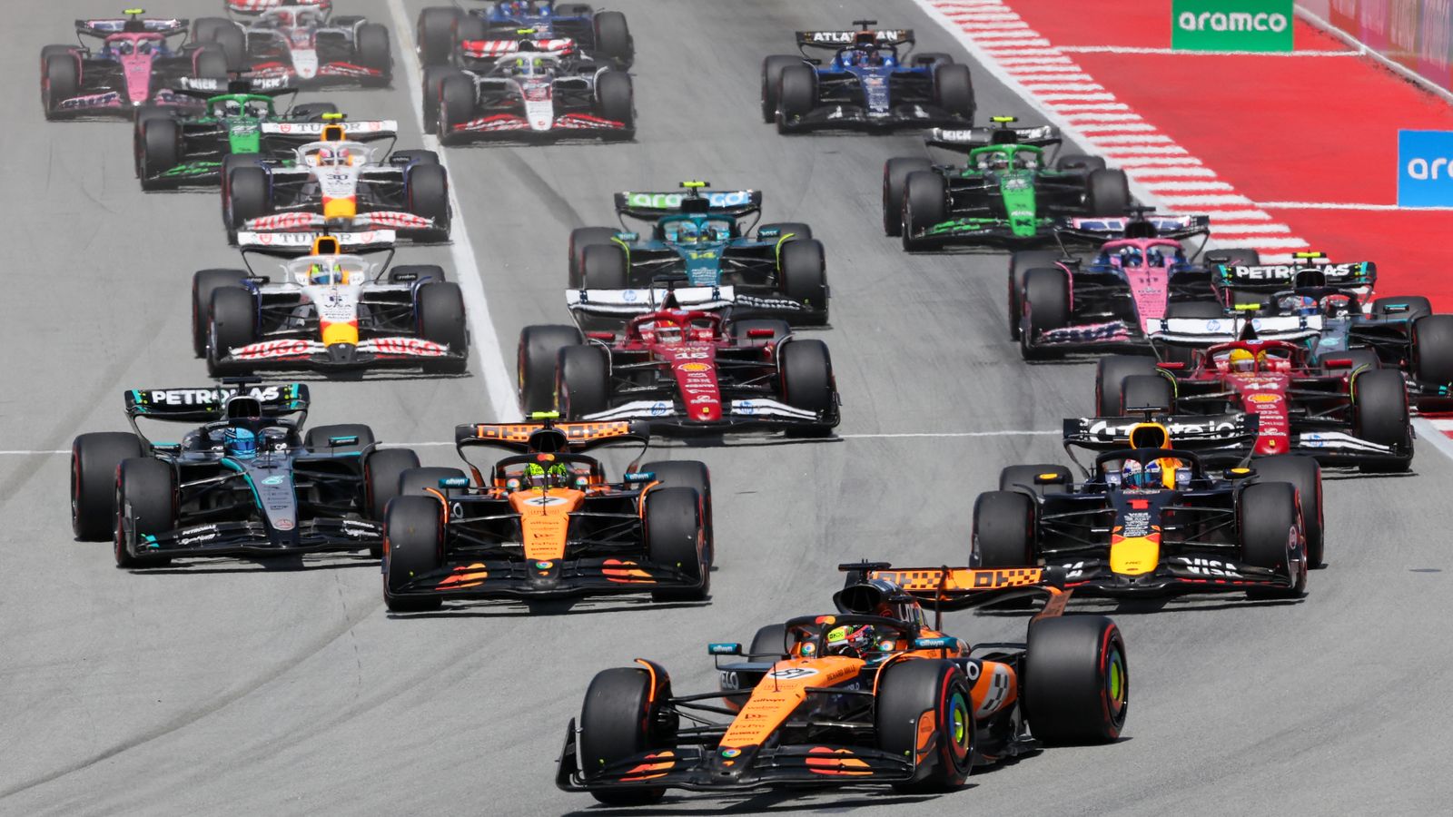F1 Barselonā 2026: Katalonijas Grand Prix – datumi, braucēju stāsti un tiešraides kanālā Sky Sports