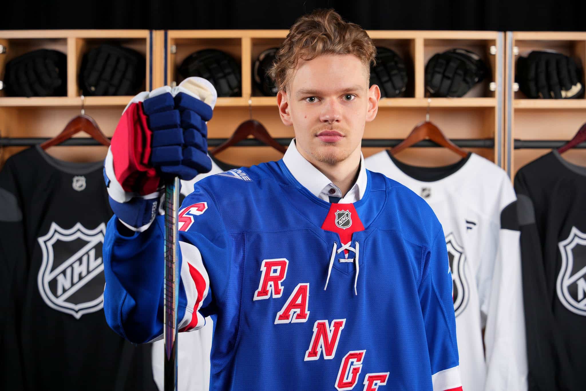 Alberts Šmits paraksta miljonu līgumu ar “Rangers”: zināmas visas detaļas un atalgojums