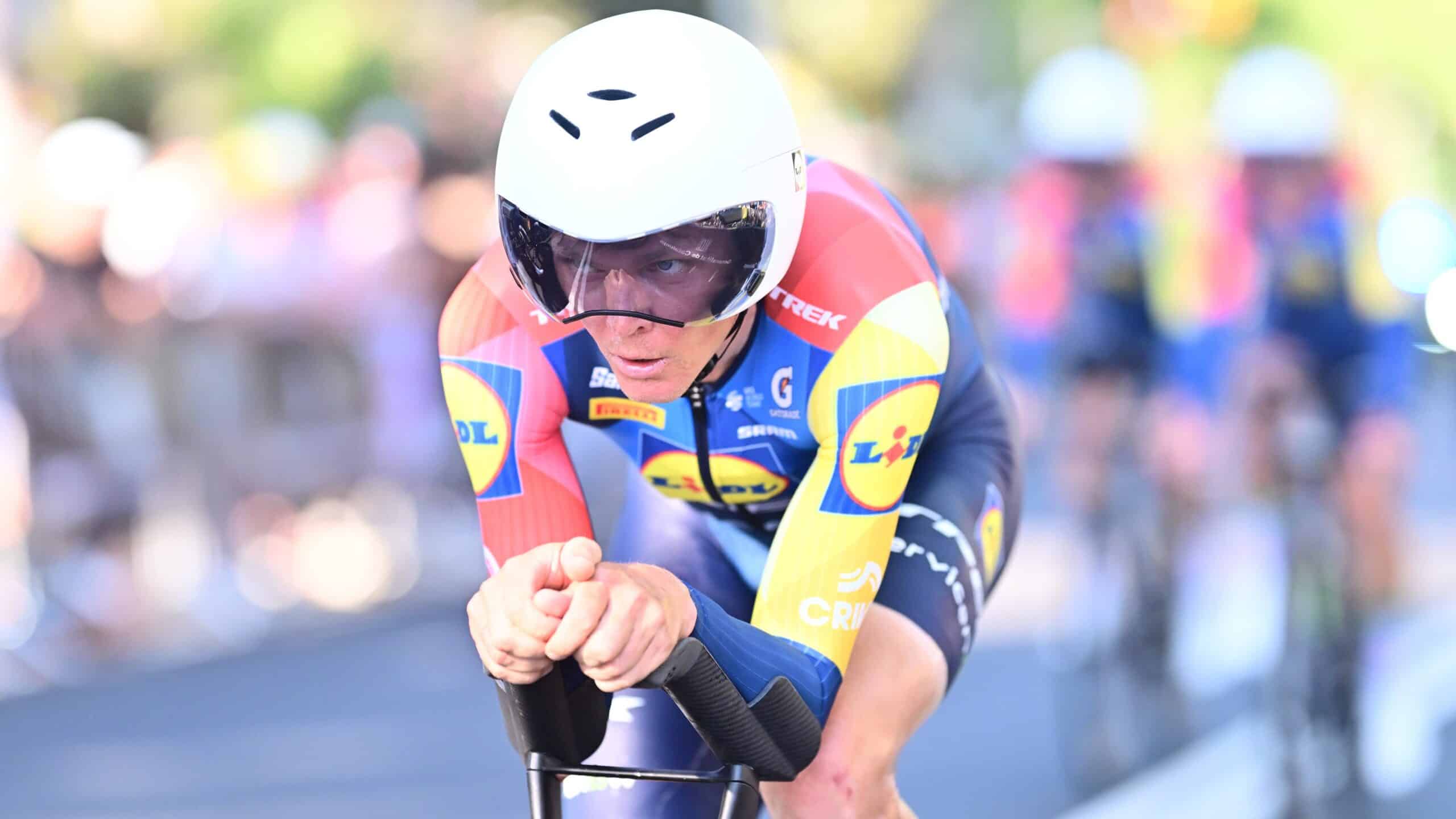 Skujiņš un Neilands atklāj “Tour de France” izaicinājumus: karstums un “Lidl-Trek” panākumi
