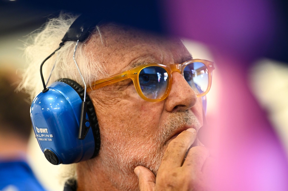 Briatore izsaka kritiku Colapinto pēc Baku kļūdas