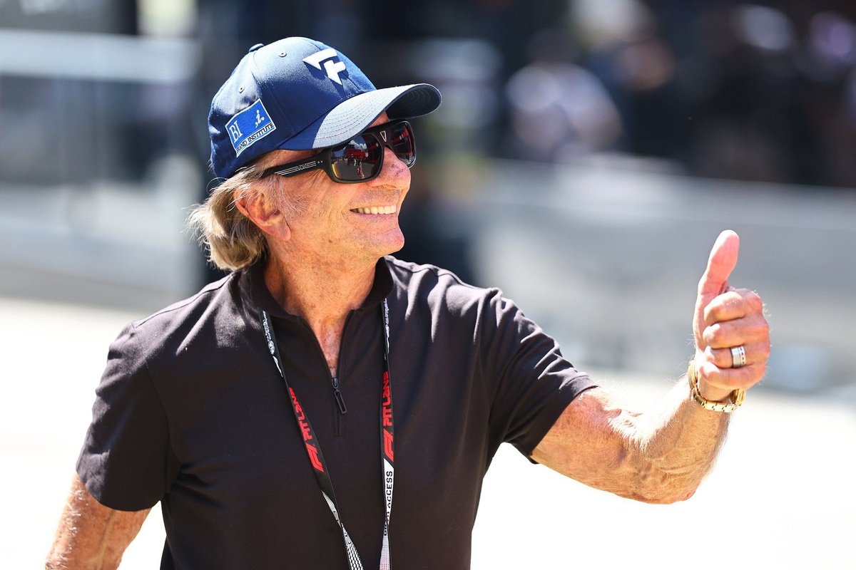 Emersons Fittipaldi atbildēs uz jautājumiem Azerbaidžānas Grand Prix laikā
