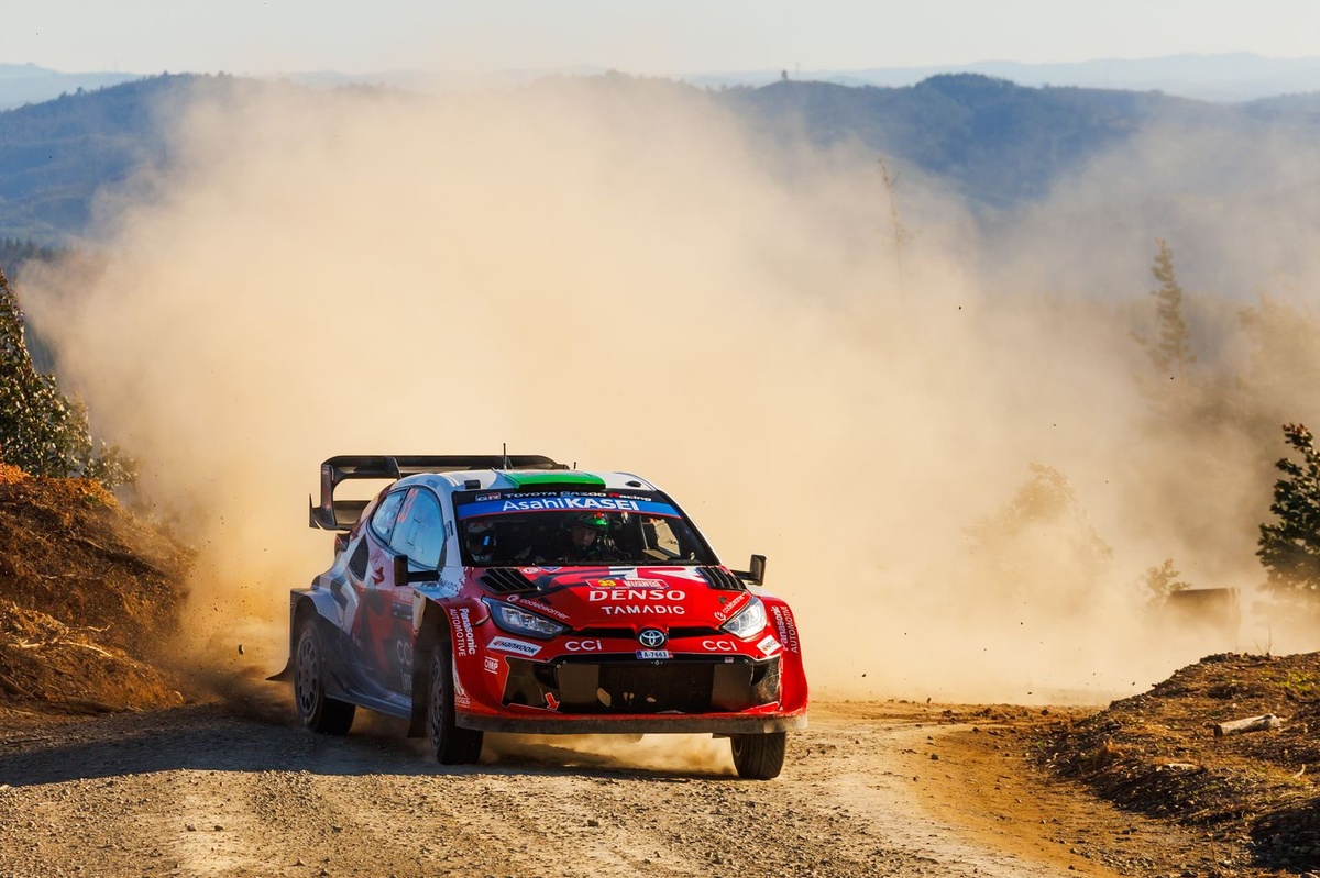 Evansa problēmas liek zaudēt pozīcijas WRC rallijā Čilē