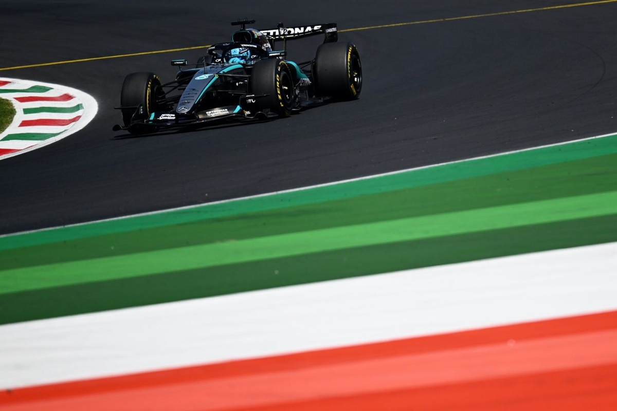 George Russell uzvar otrajā praksē F1 Itālijas GP