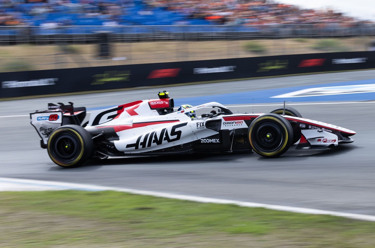 Haas komanda plāno uzlabojumus VF-26, neskatoties uz attīstības izaicinājumiem
