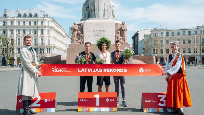 Medveds labo Latvijas rekordu jūdzes skrējienā