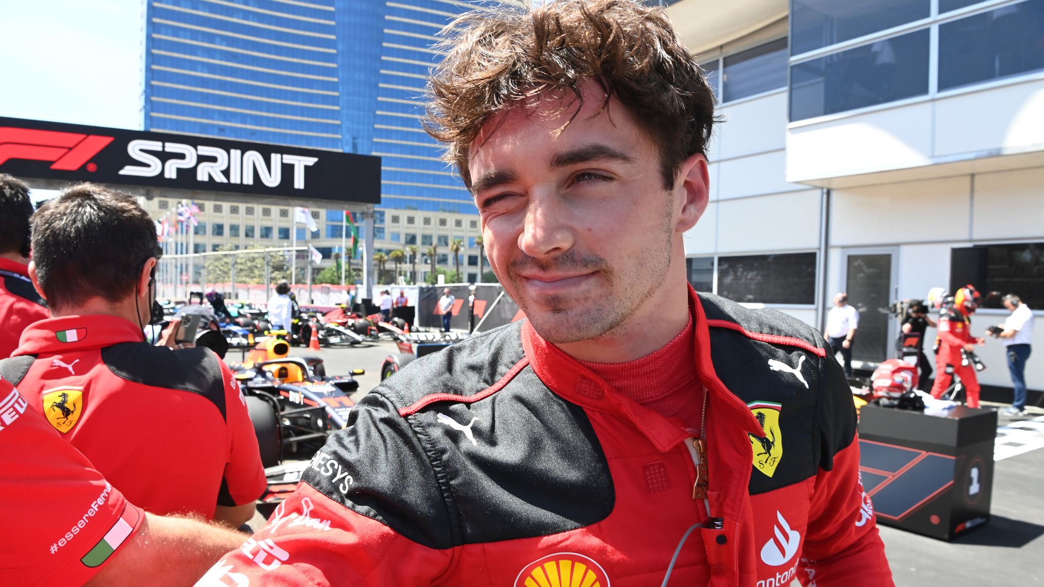 Šarls Leklēr apstiprina sarunas ar konkurentiem pirms vienošanās ar Ferrari