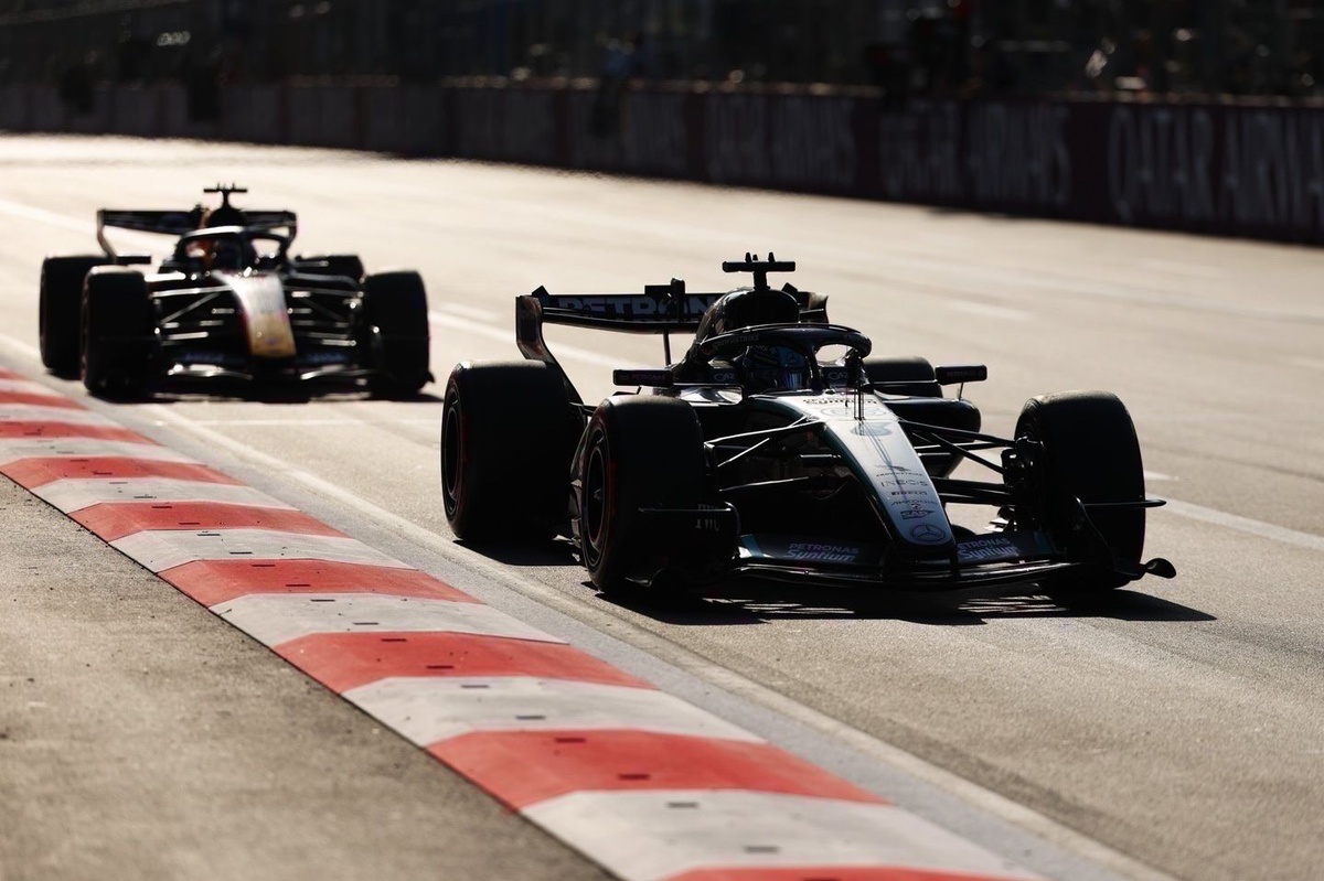 Top 10 tuvākie F1 finiši: neaizmirstamas cīņas uz trases