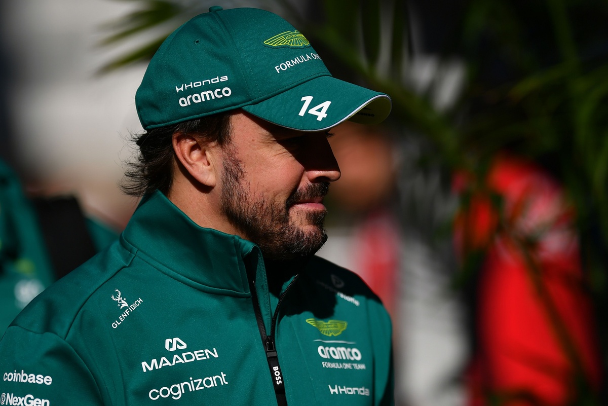 Alonso kritizē F1 braukšanas standartus pēc Albon sadursmes