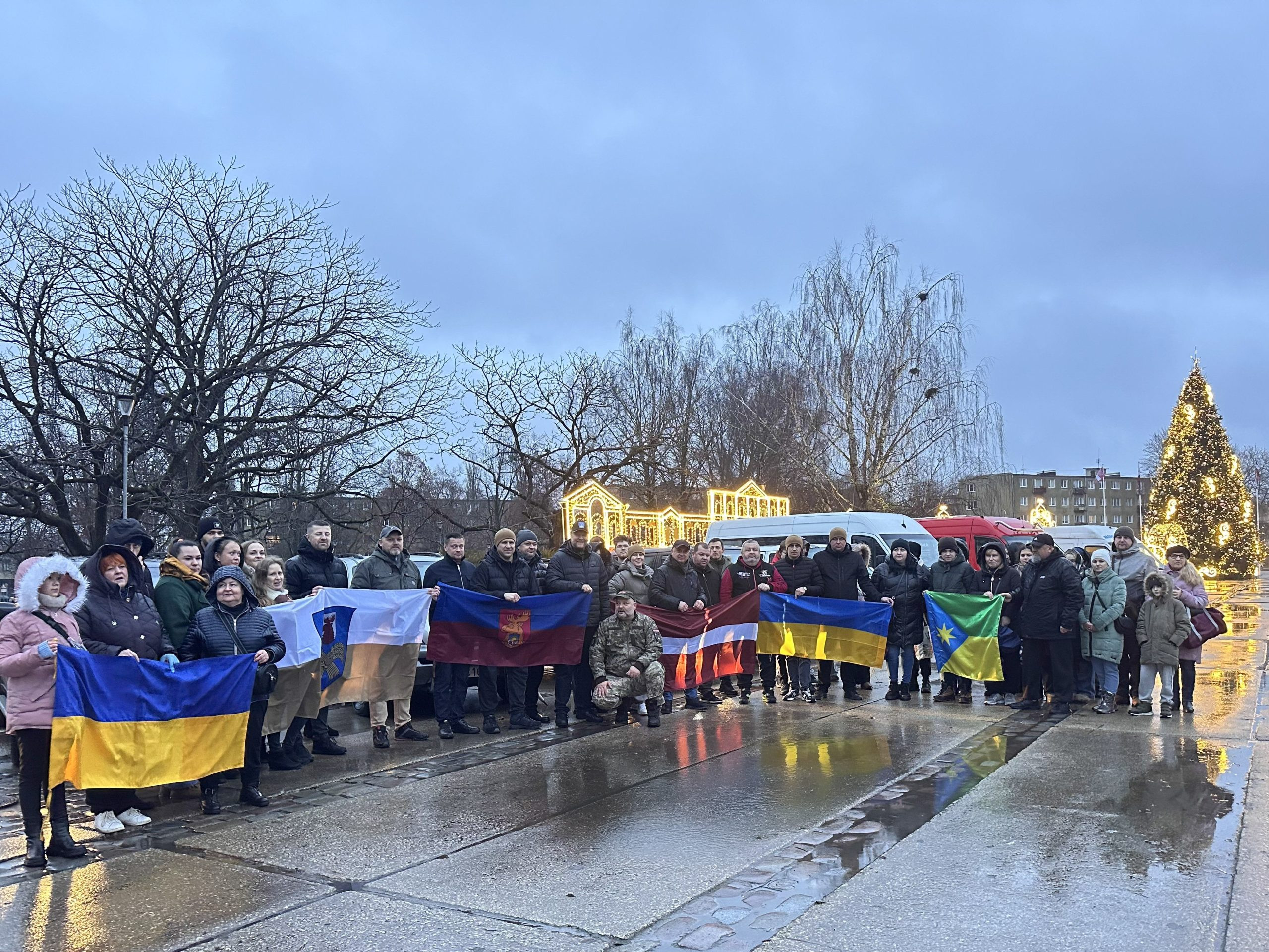 Uz Ukrainu devies «Uzvaras konvojs» – viens no lielākajiem fonda «Uzņēmēji mieram» palīdzības sūtījumiem