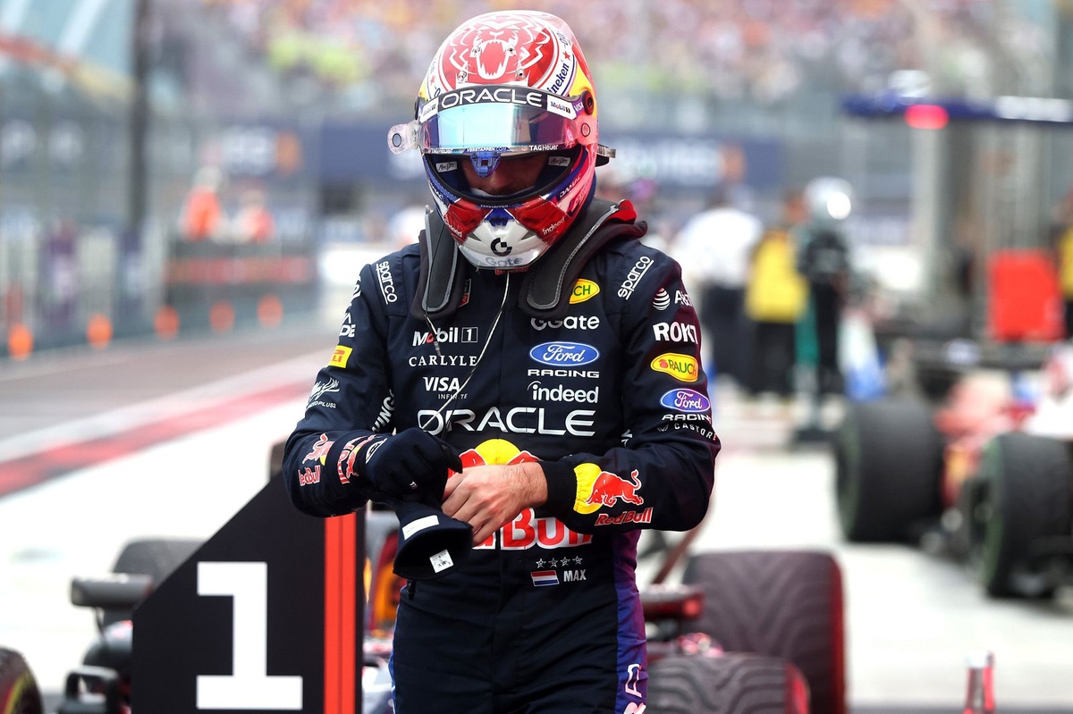 Verstappen plāno izmaiņas pēc vāju starta Red Bull komandā F1 sacensībās