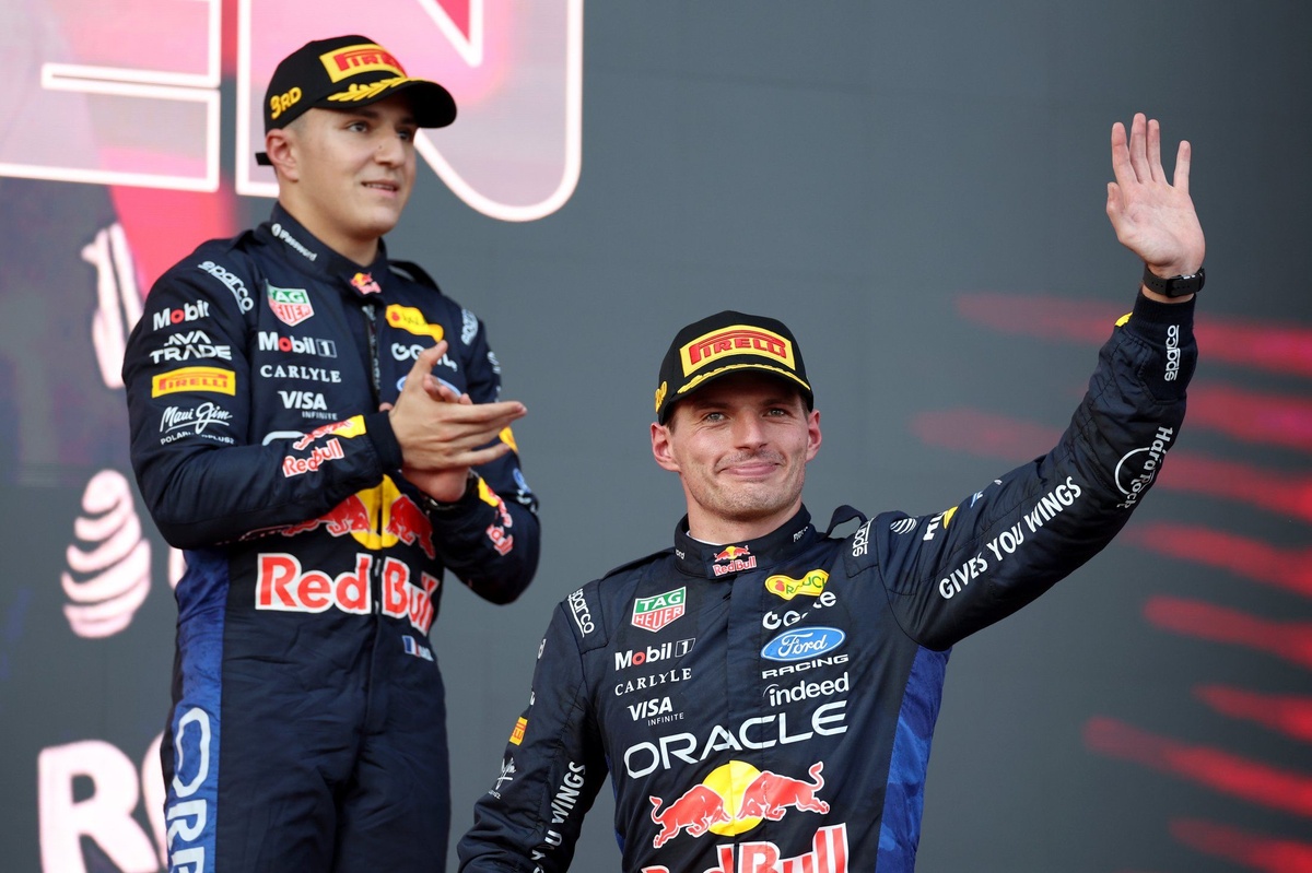 Verstappen un Hadjar aicina Red Bull eksperimentēt 2026. gada sezonas noslēgumā