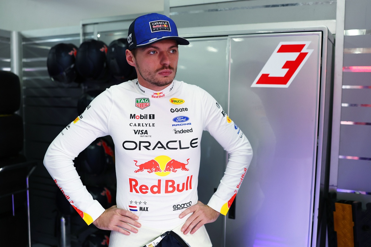 Verstappenam un Lawsonam F1 Meksikas GP bija administratīvas sankcijas pēc negadījuma treniņos